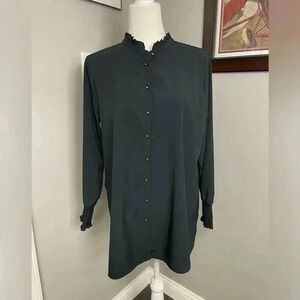 Soft Surroundings The Vivian Shirt Black long button down piecrust collar PLarge